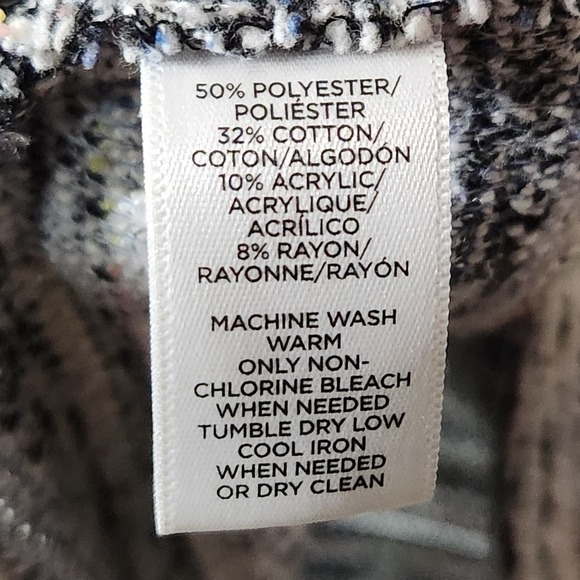 Ann Taylor
Loft
Tweed Blouse
Black And White
Classic
Workwear Women's Large - Picture 7 of 7